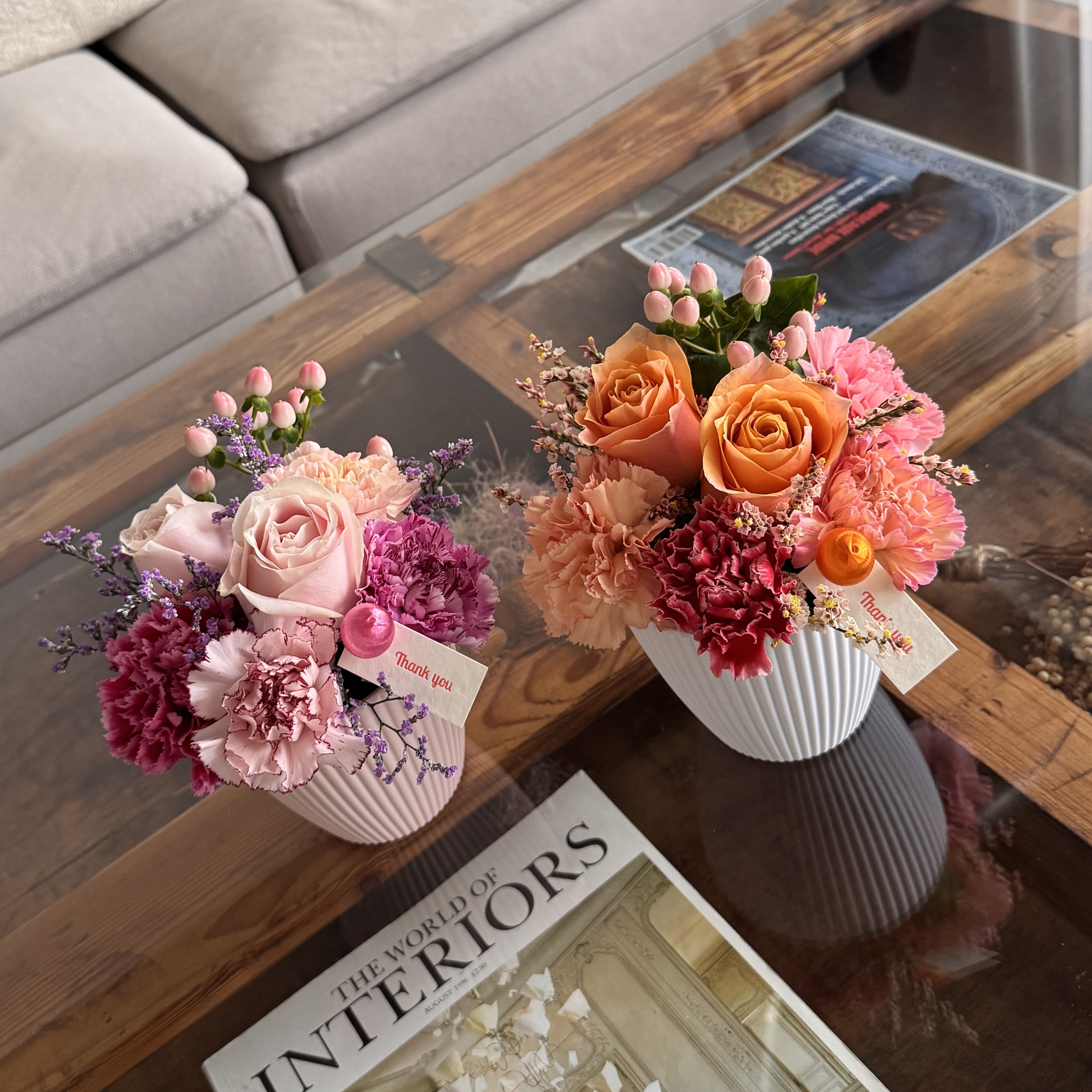 マカロンピンクとマカロンオレンジの並び