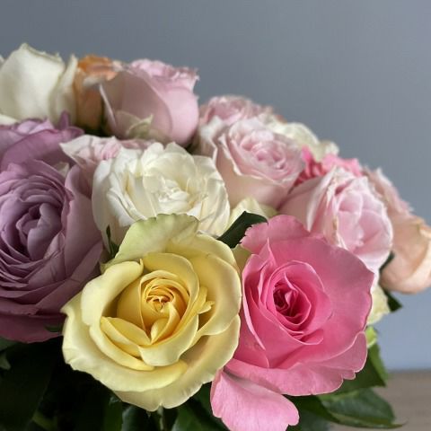 激レア☆JewelCraft☆トゥースパール☆パステルカラーの花束ブローチ ジュエリス フラワーブーケ パール クリスタル ブローチ | 幸せ
