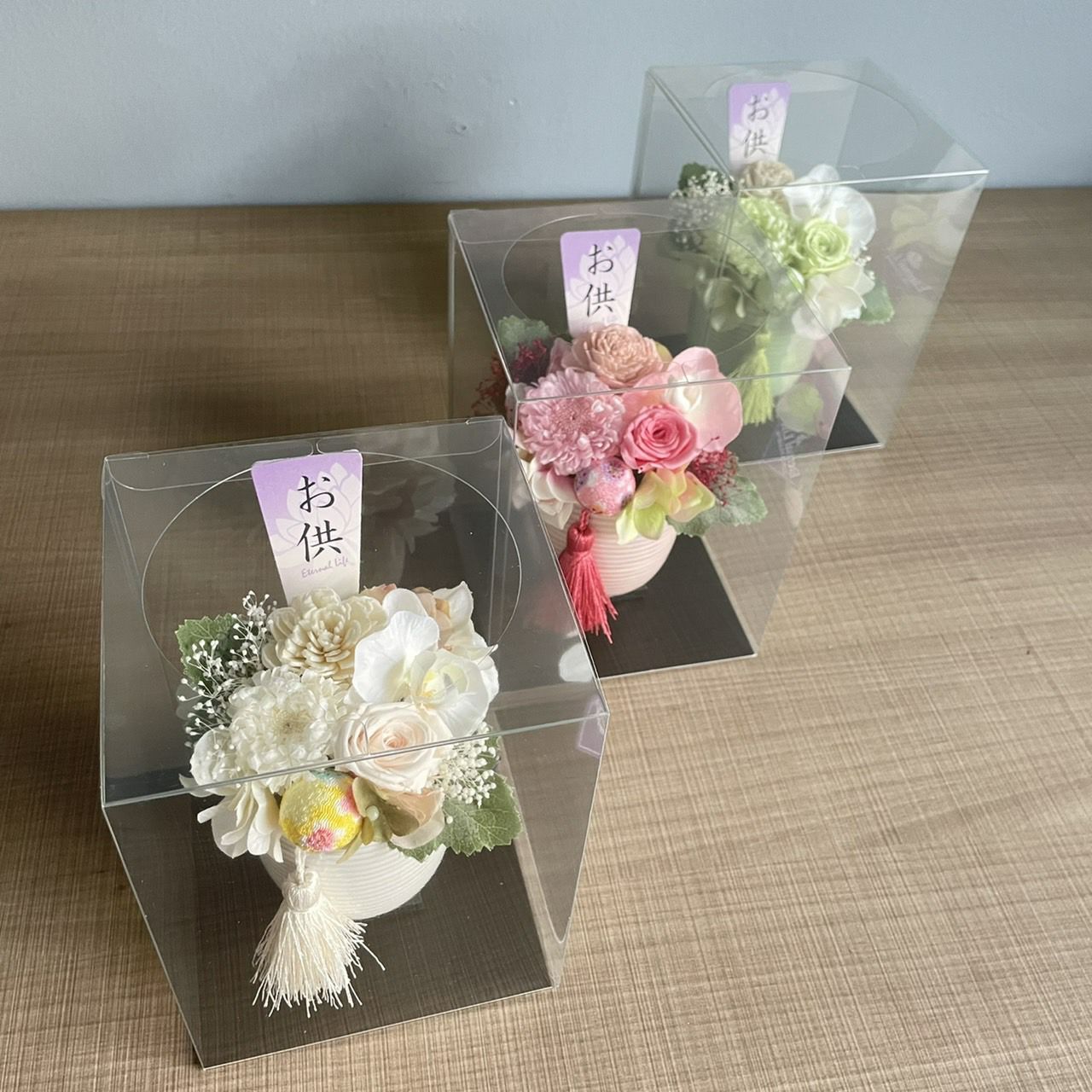 プリザーブドフラワーお供え花愛-KANNA-ホワイト | リンクフローリスト